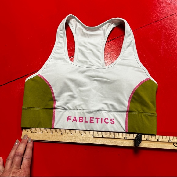 FABLETICS LIKE NEW CONDITION SPORTS BRA AND LEGGINGS - Picture 10 of 10